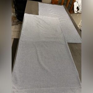 2 West Elm Linen King Shams in Houndstooth